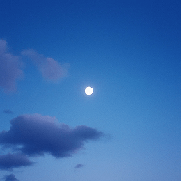 Dreamy Chillhop with warm synth, electric piano, and tape hiss for deep sleep.